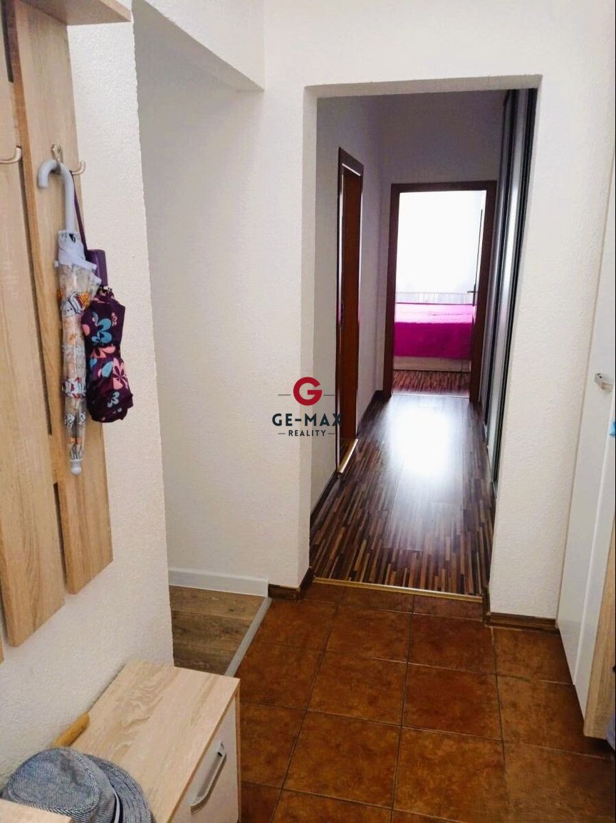 Na predaj priestranný 3-izbový byt – Sídlisko III - 3