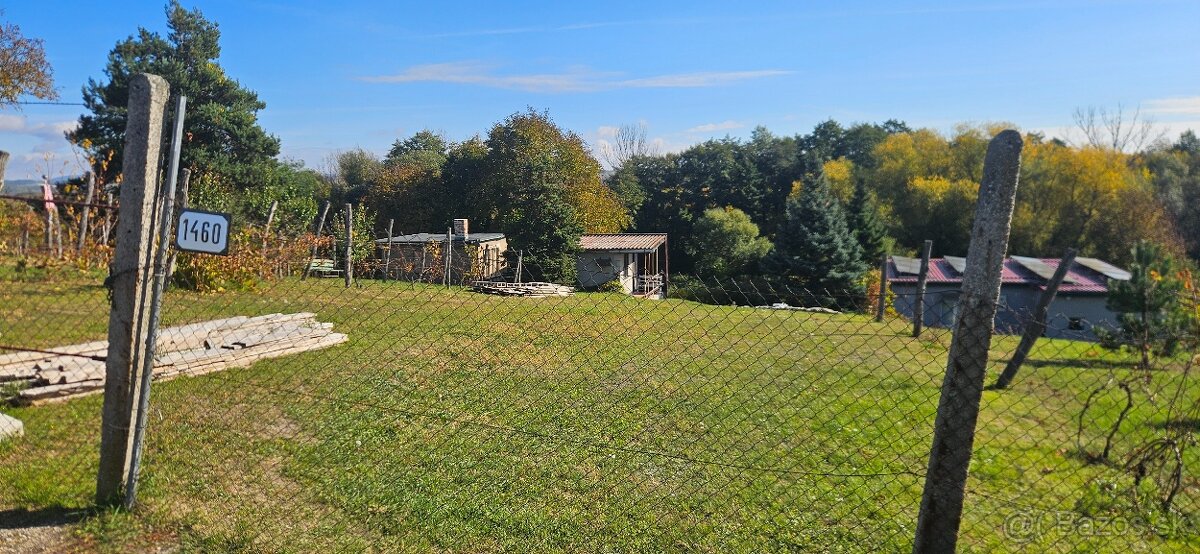 Rekreačný domček (chatka) s veľkým pozemkom - 3