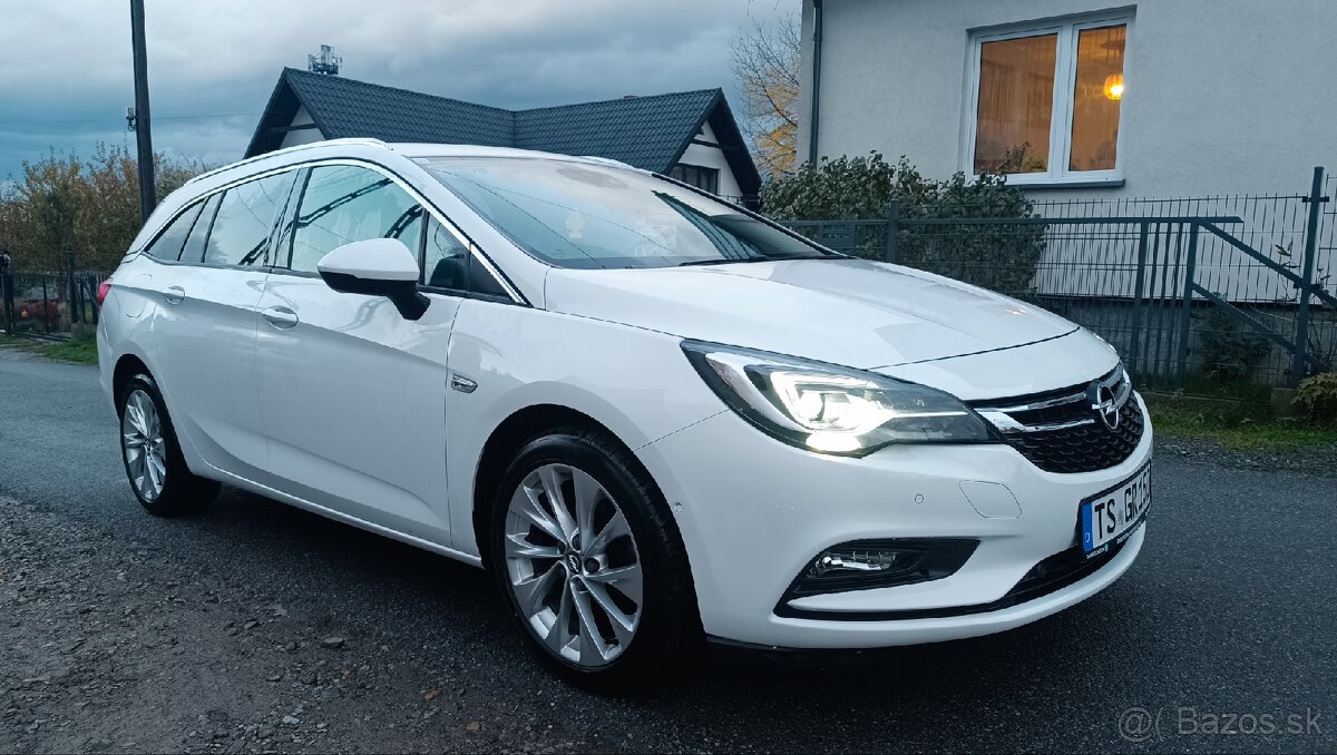Opel Astra K 1.6d 136ps Innovation full LED - 3