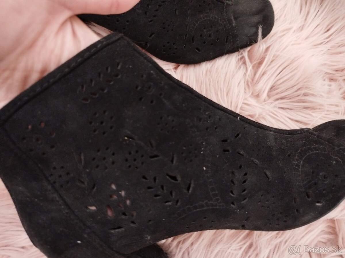 Damske lodicky dvoje - 3