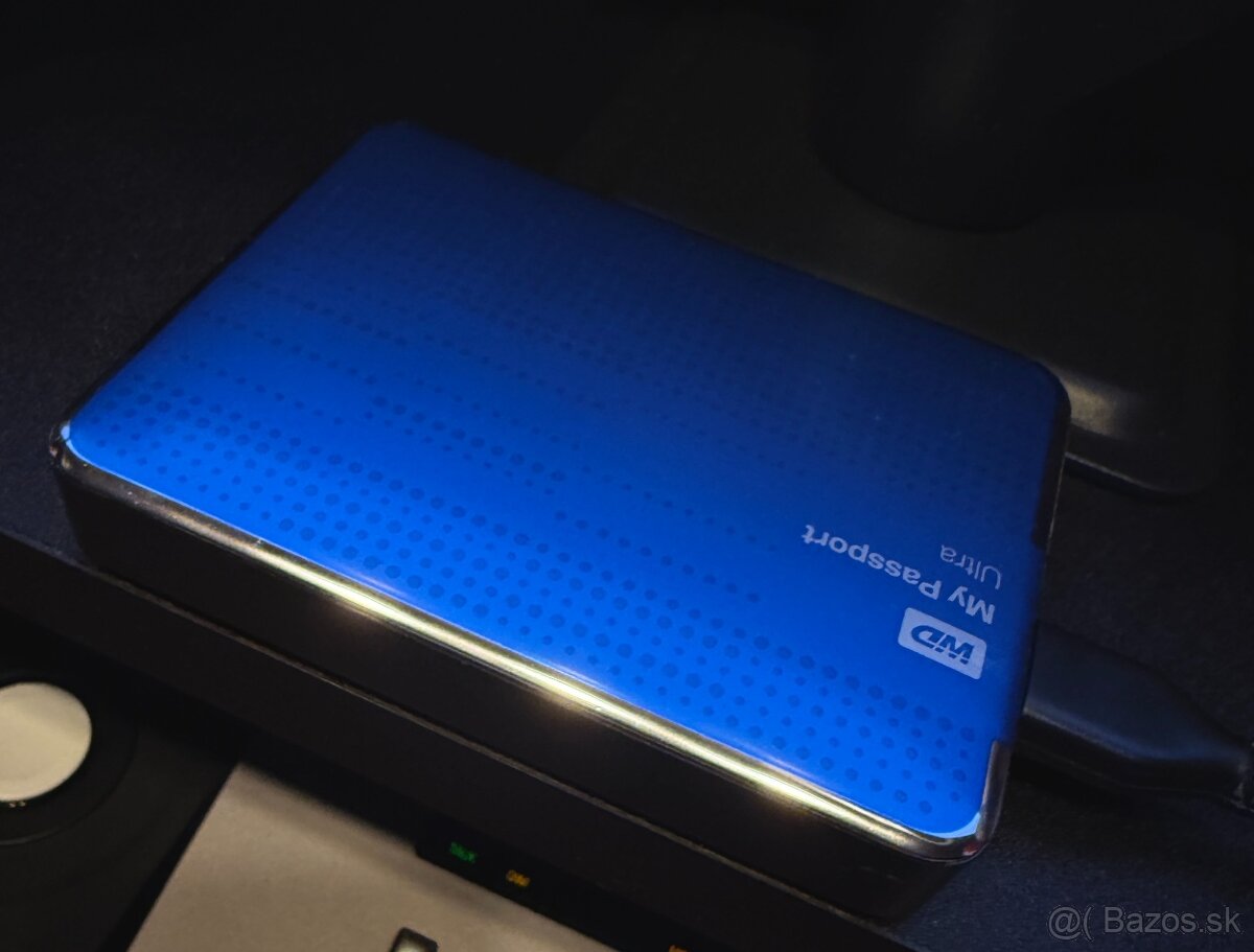 WD My Passport Ultra 2 TB - 3