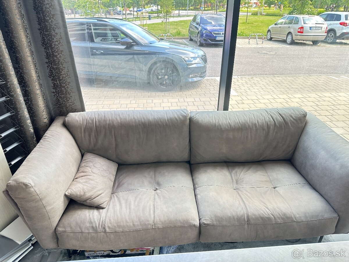 Talianska dizajnerska sedacka - 3