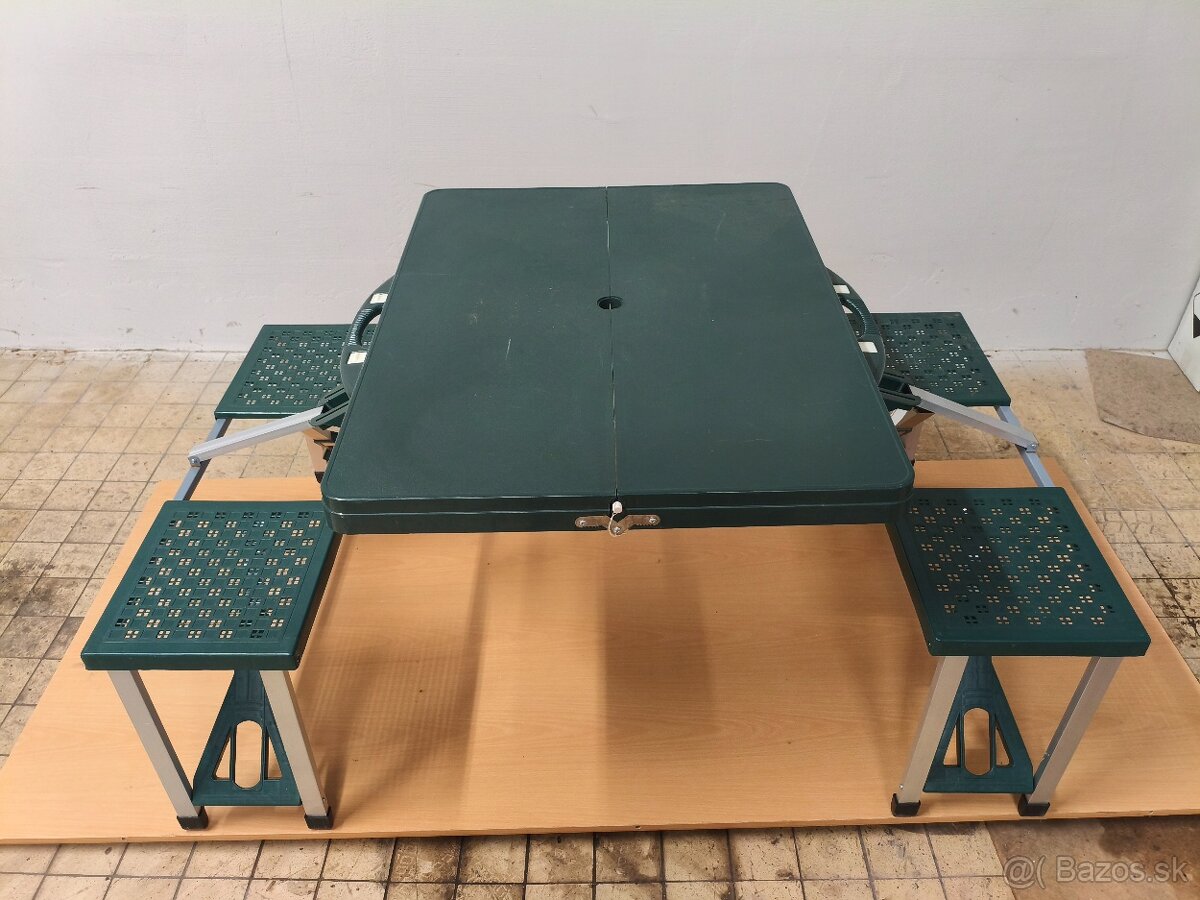 Kempingový skladací stolík - 3