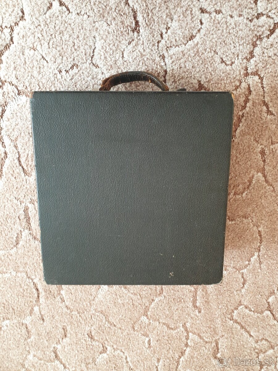 Starožitný písací stroj - 3