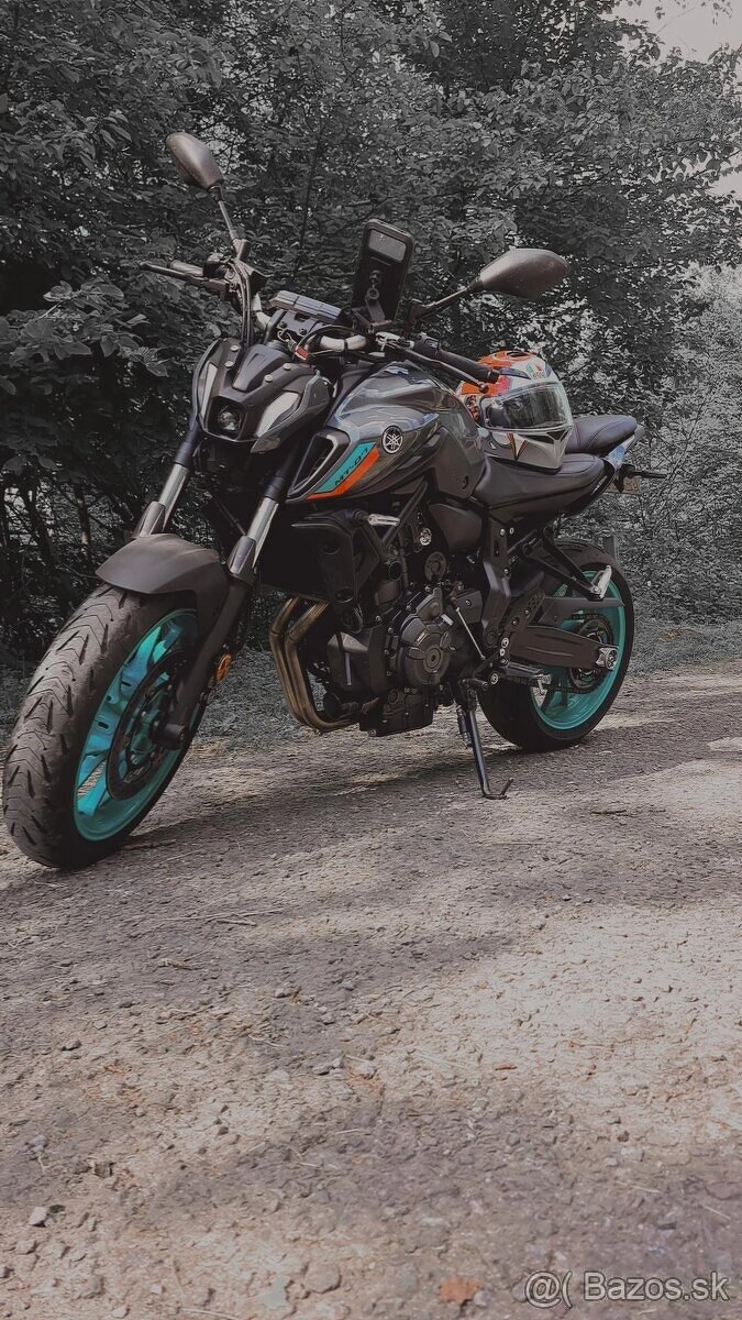 Yamaha MT07 Cyan storm - 3