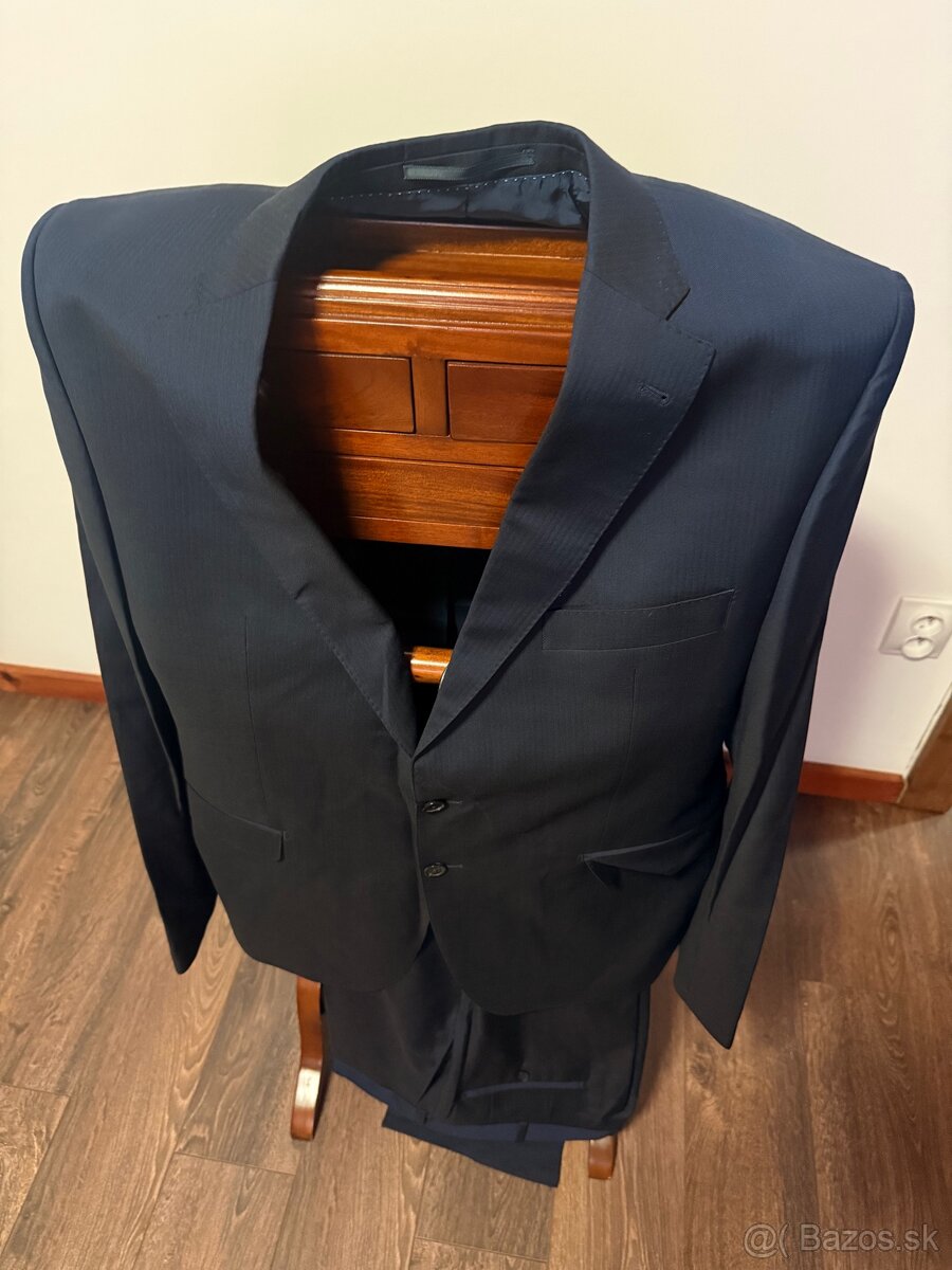 Pánsky oblek - 3