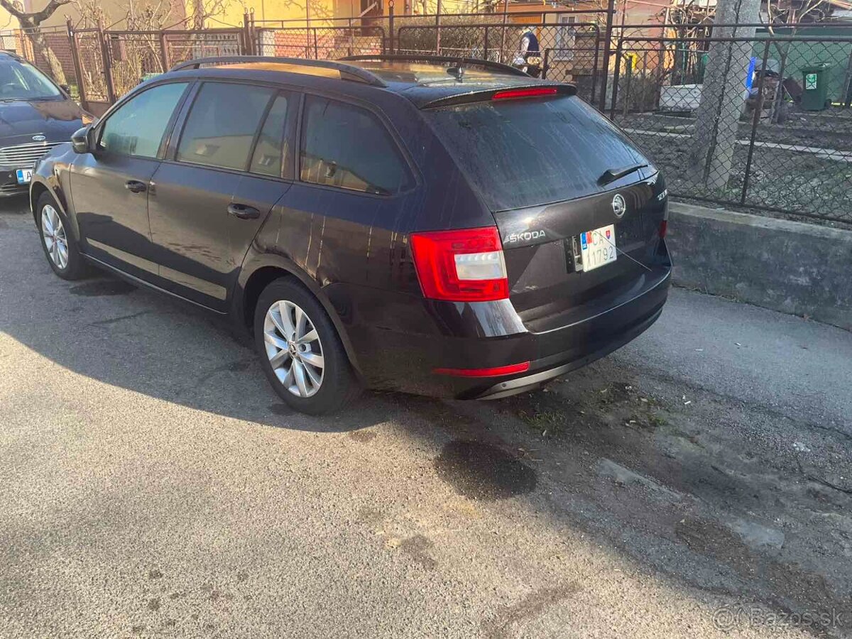 Škoda Octavia 2.00 TDI, model 2020 - 3