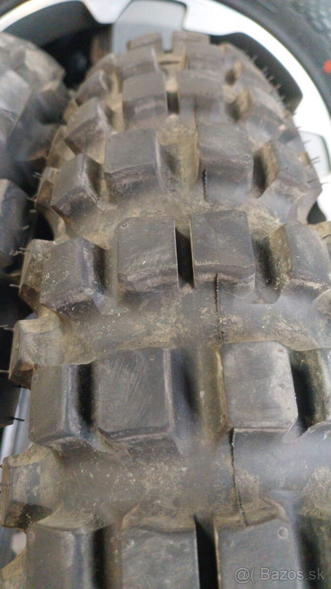 GS 1200R