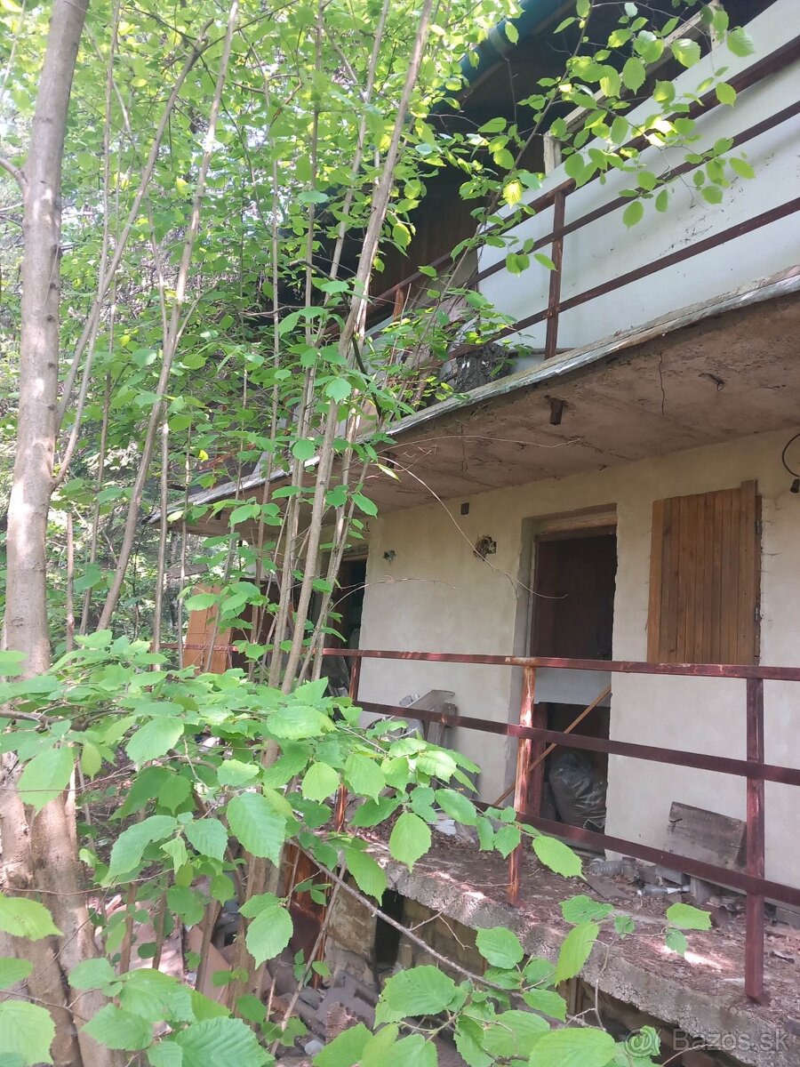 Na predaj chata v obci Drienica - 3