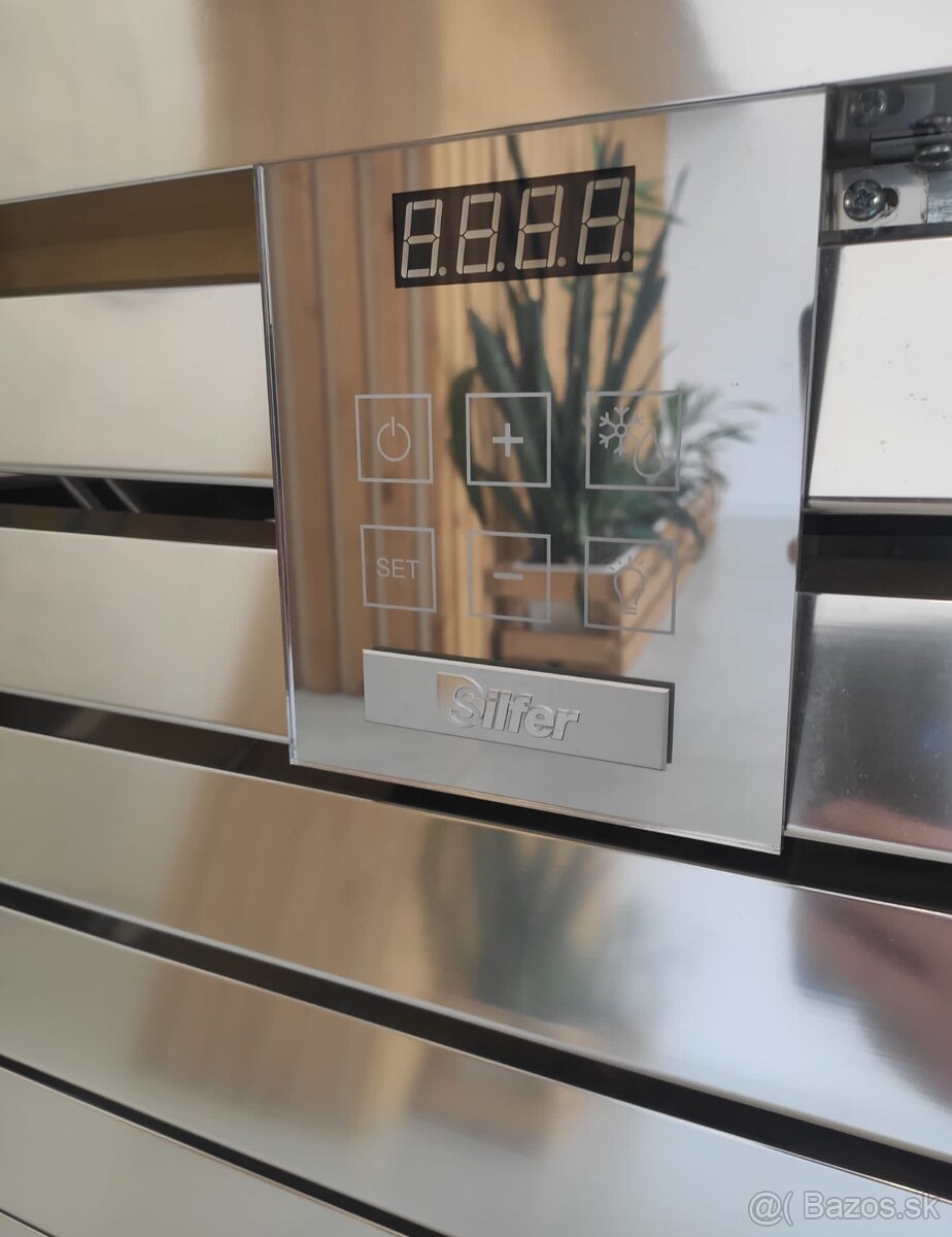 Panoramatická chladiaca a mraziaca vitrína Silfer - 3