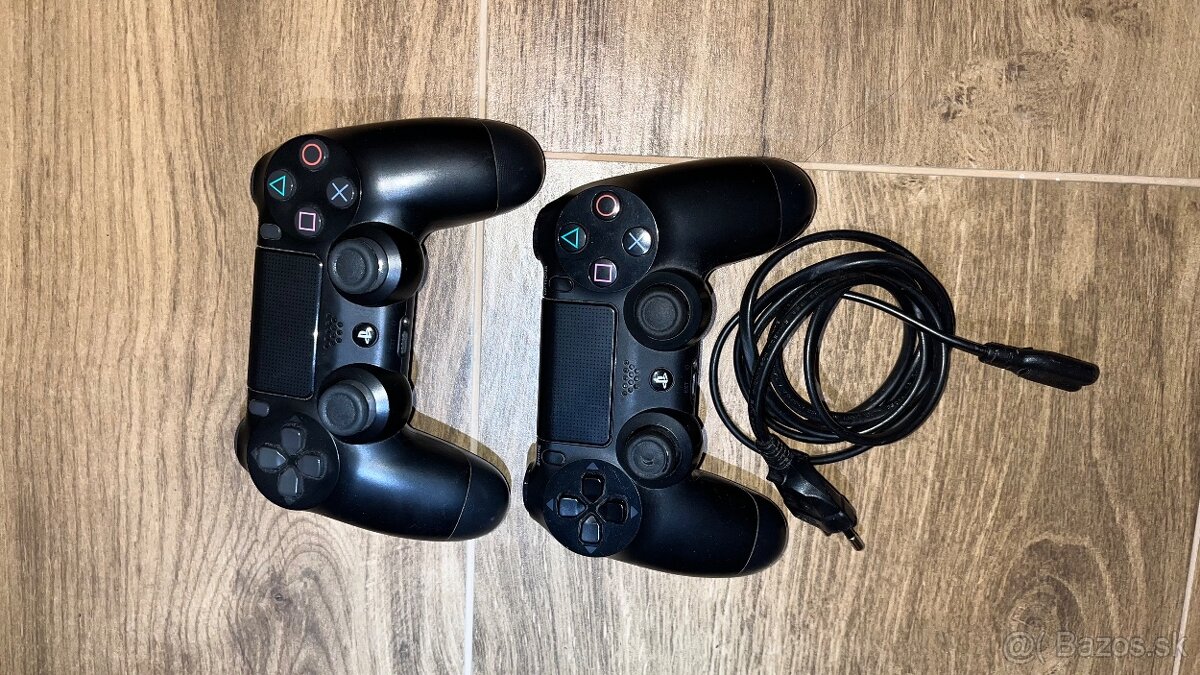 PS4 Slim 500GB + 2 ovládače + Hry - 3