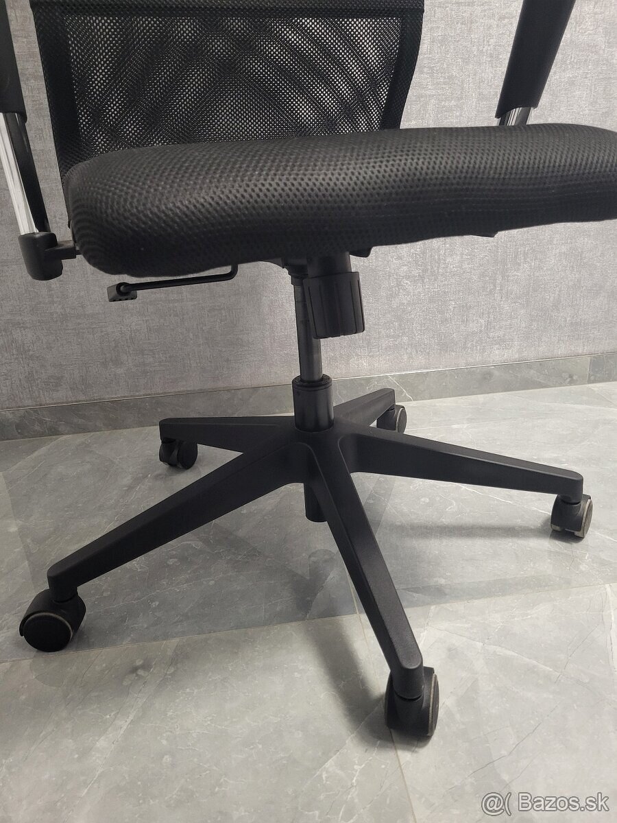 Kancelárska stolička - 3