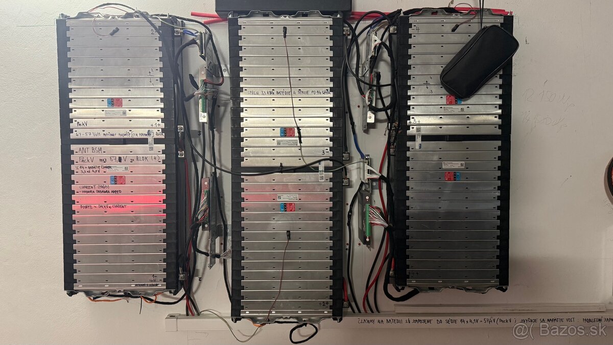 Predám solárne meniče + batérie 38 kWh - 3
