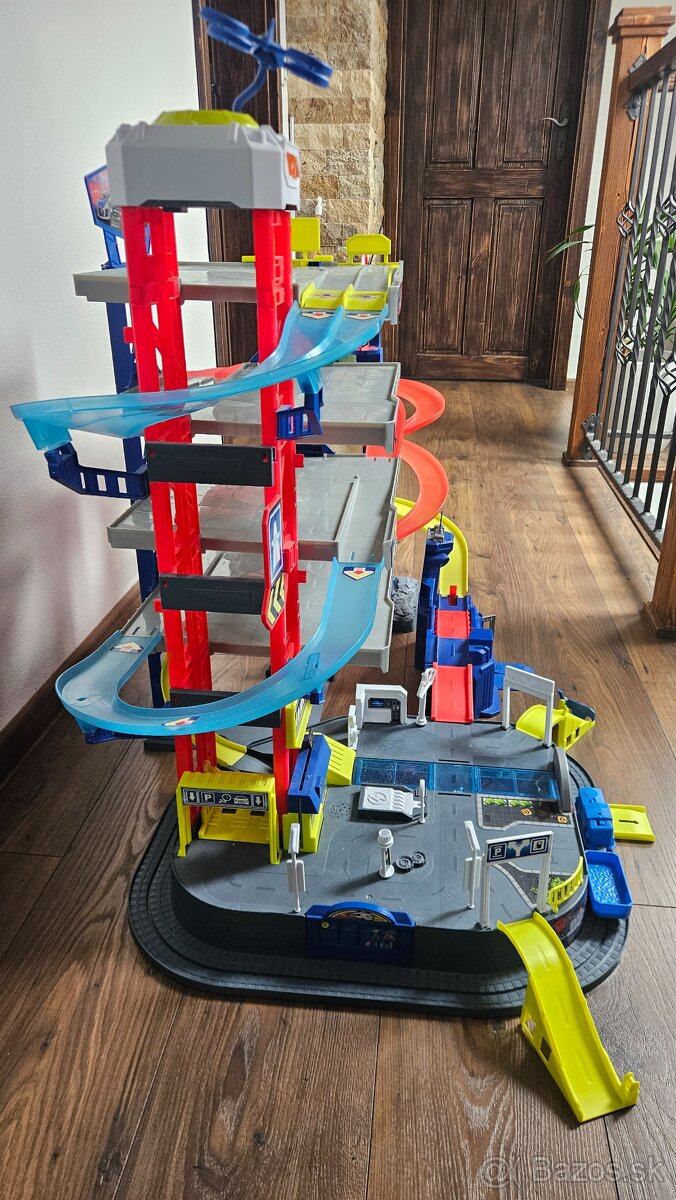 Parkovacia garaz - 3