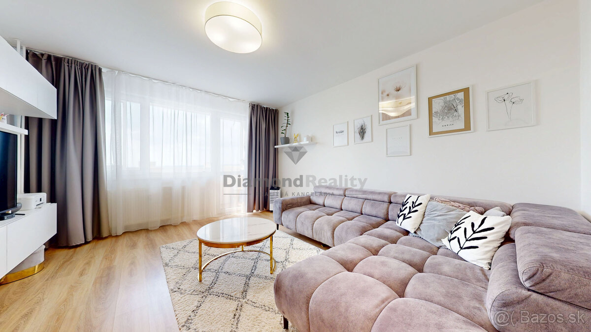 NA PREDAJ VEĽKÝ 4 IZBOVÝ BYT - 96 M2 - DVE LODŽIE, VIEDENSKÁ - 3