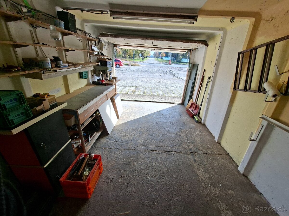Garáž Levice - 3