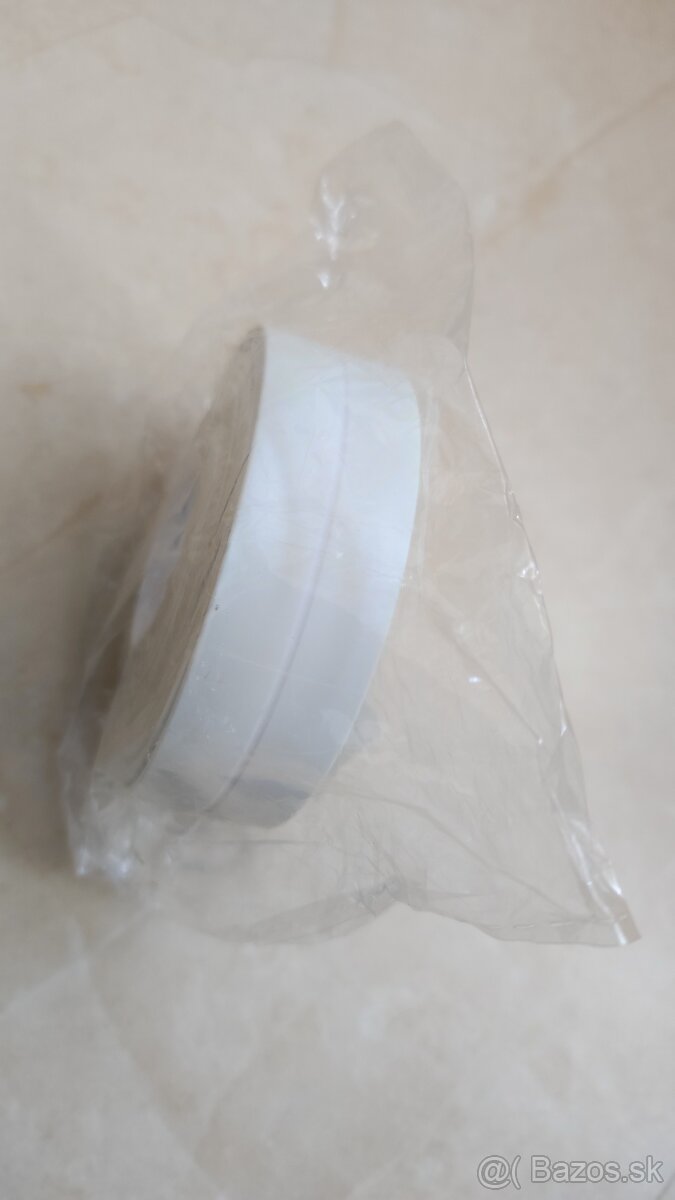 Umývadlo, Okenné siete, Izolačná páska, Dierovač, Drevený bo - 3