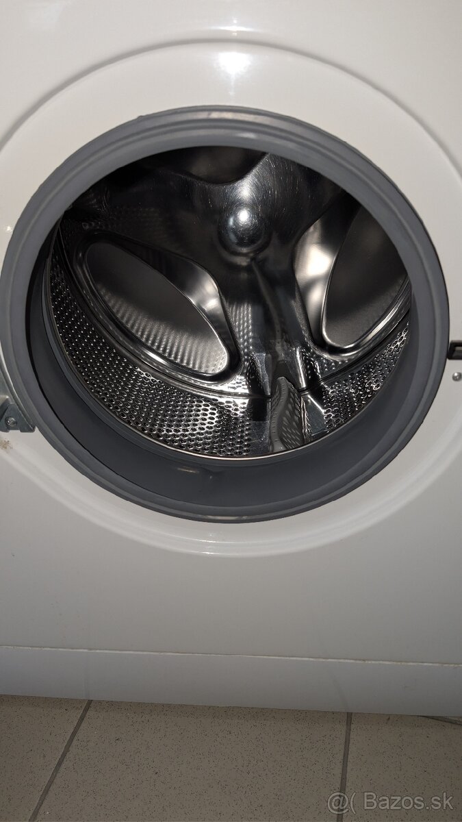Predám plne funkčnú práčku Philco - 3