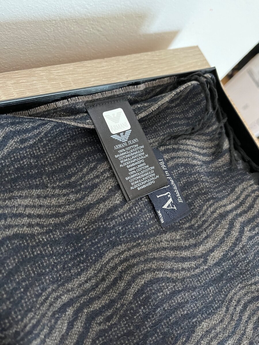 ARMANI Jeans šál Nový - 3