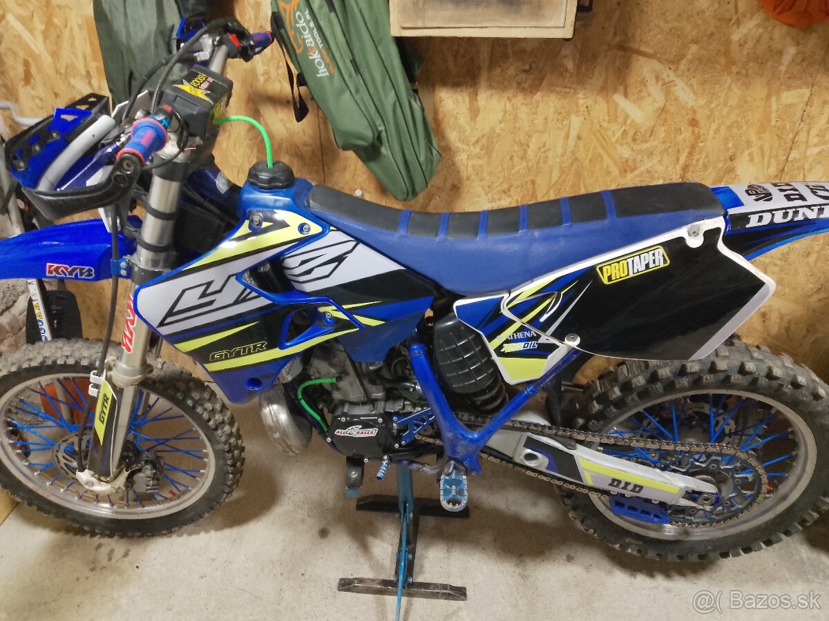 Yamaha yz 250 - 3