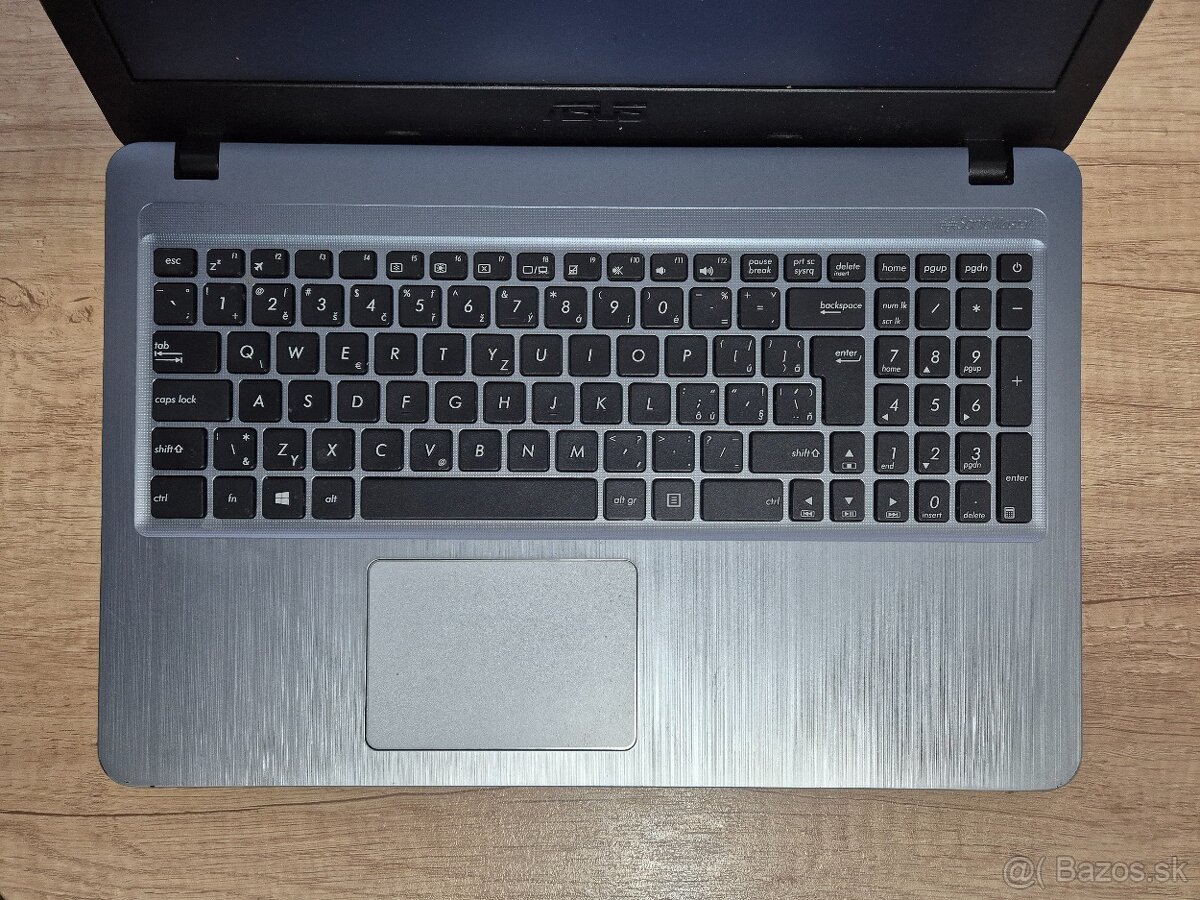 Asus Vivobook X540BA /AMD A6-9225/4GB RAM/FHD/256GB SSD - 3