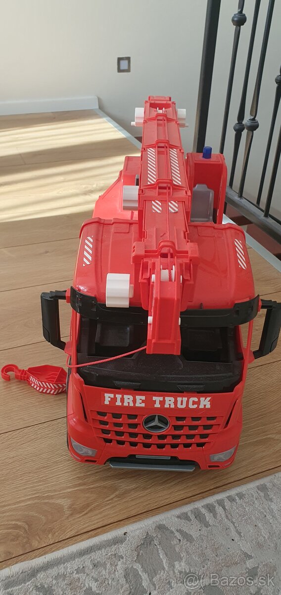 Veľké požiarne auto - 3