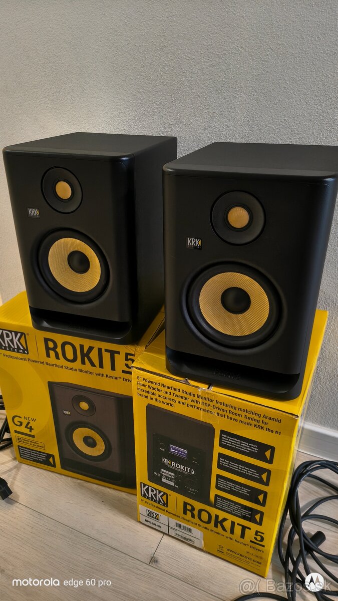 Akai mpc Key 37 +Krk rokit g5 - 3