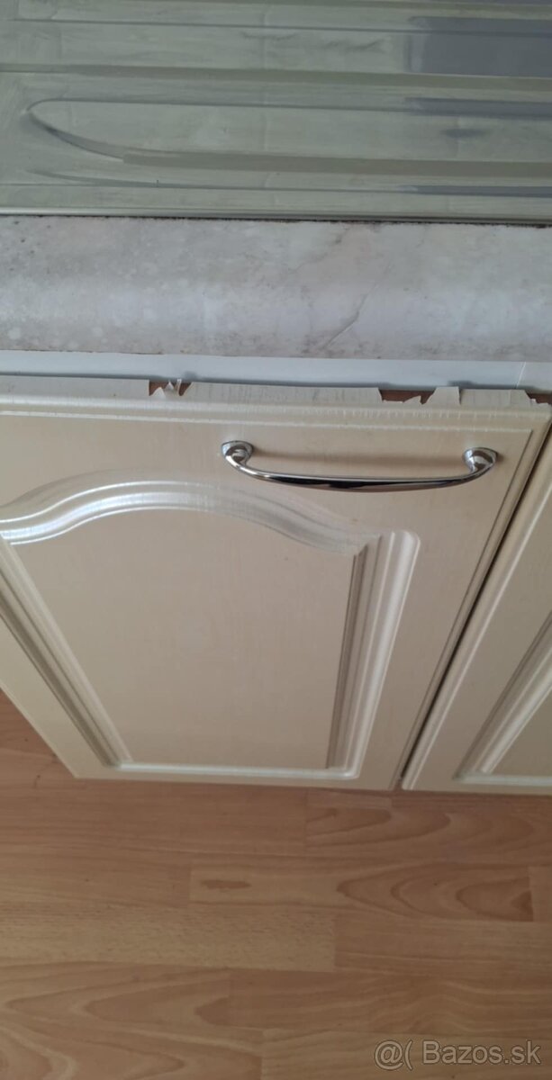 Kuchynská linka bez spotrebičov - 3