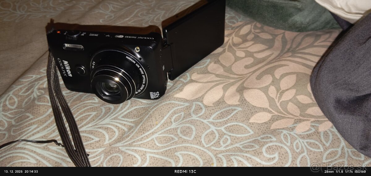 Nikon CoolPix S6900 - 3