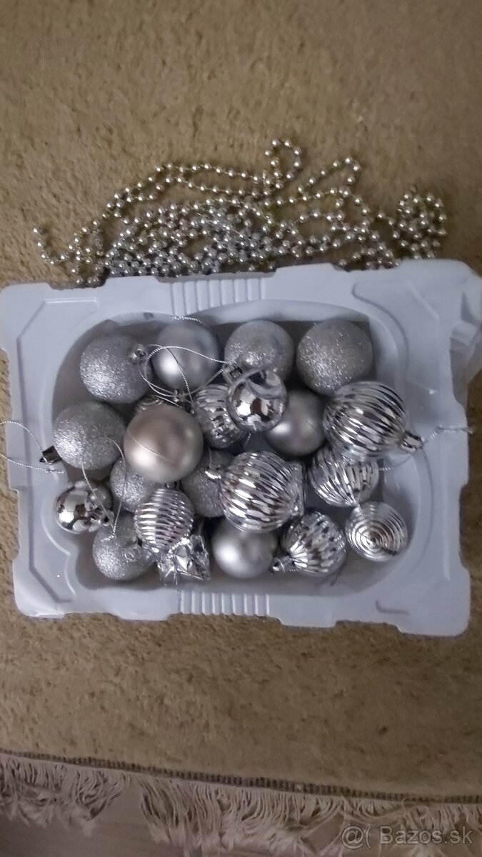 vianočné dekorácie strieborné asi 30ks - 3