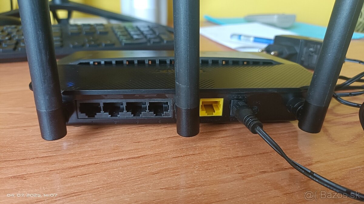 Wifi router D-Link DIR-809 - 3