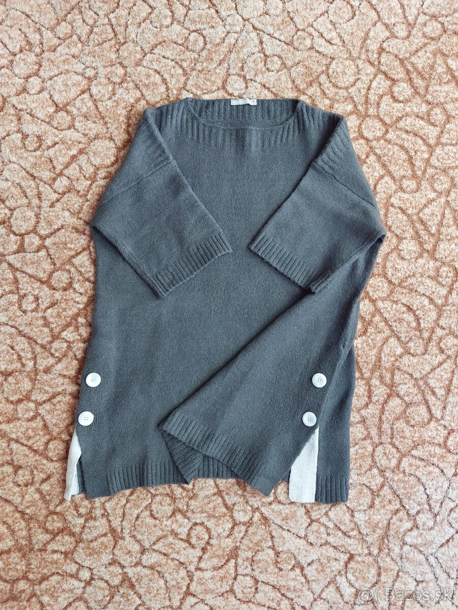 Pulóver s 3/4 rukávmi - 3