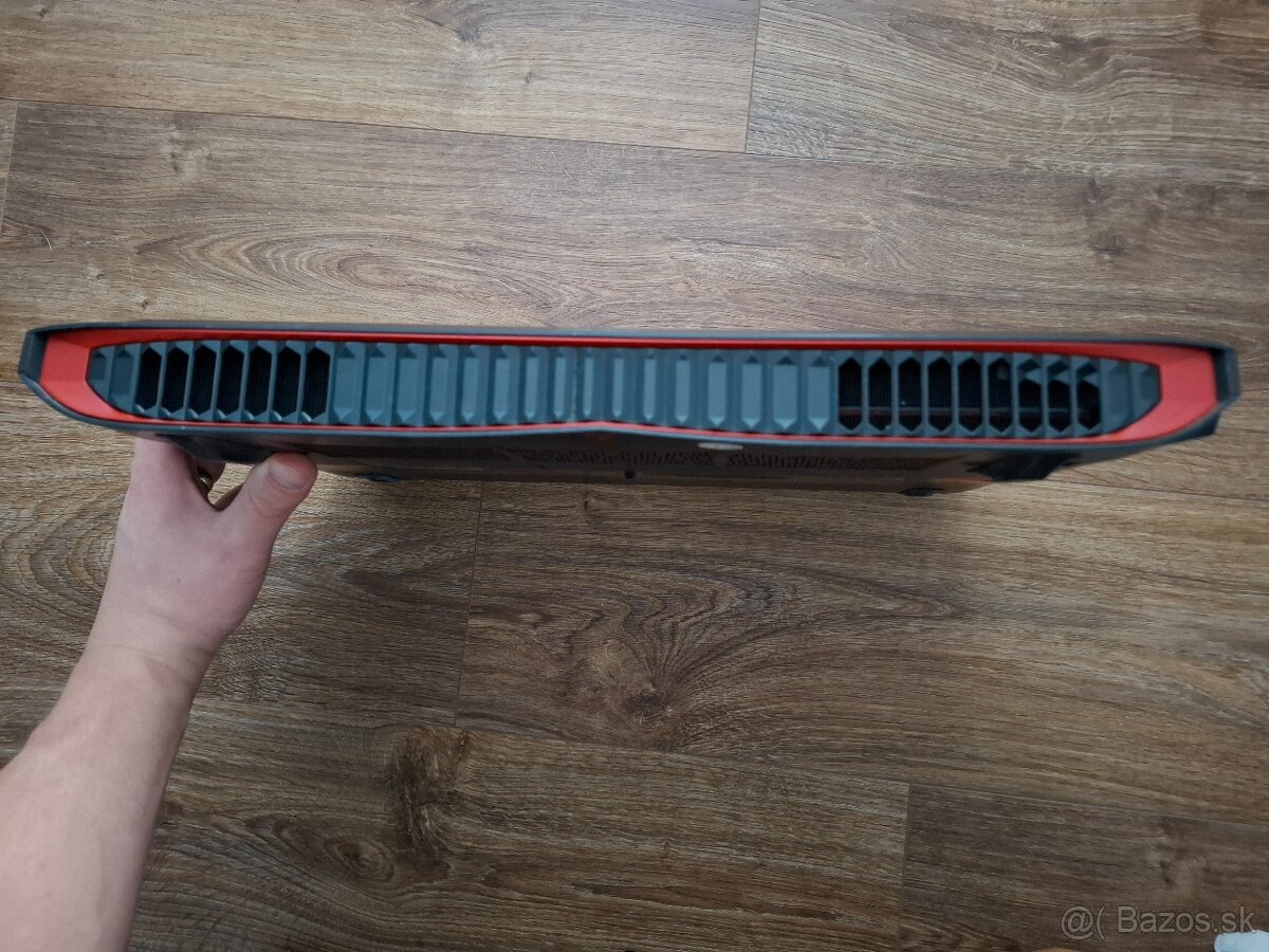 Acer predator 17x GX791-714Q - 3