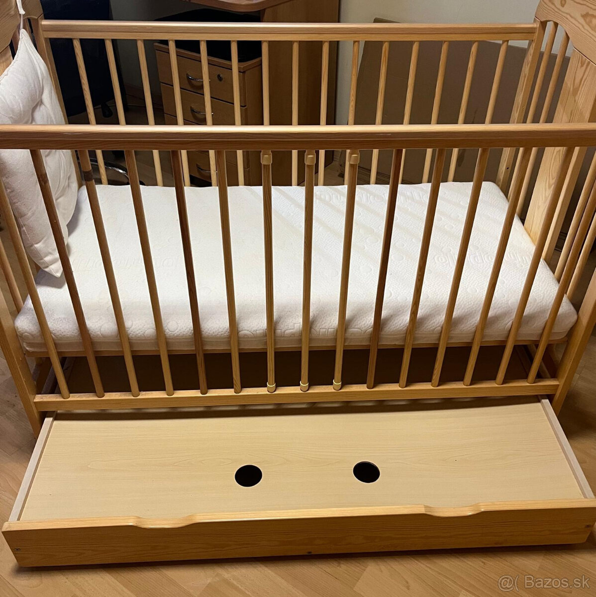 Detská postielka aj s matracom - 3