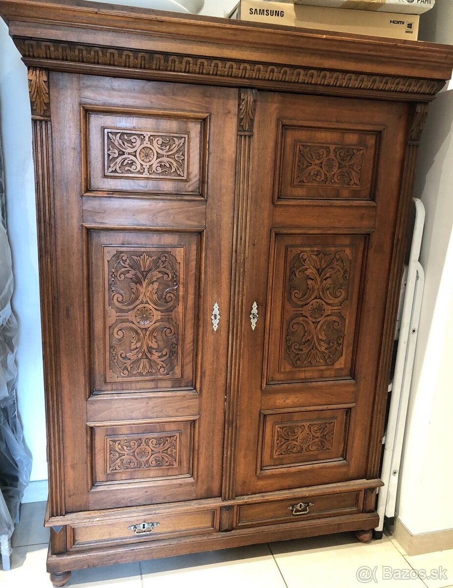 starožitná Altdeutch skriňa - 3