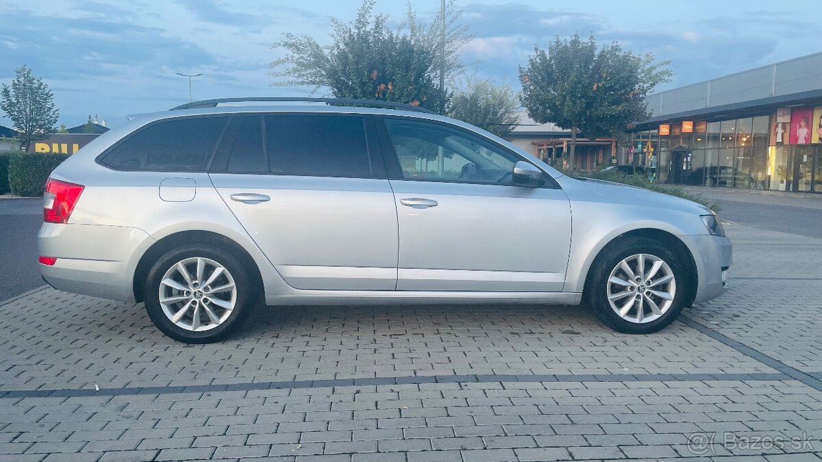 SKODA OCTAVIA COMBI 3 - 3