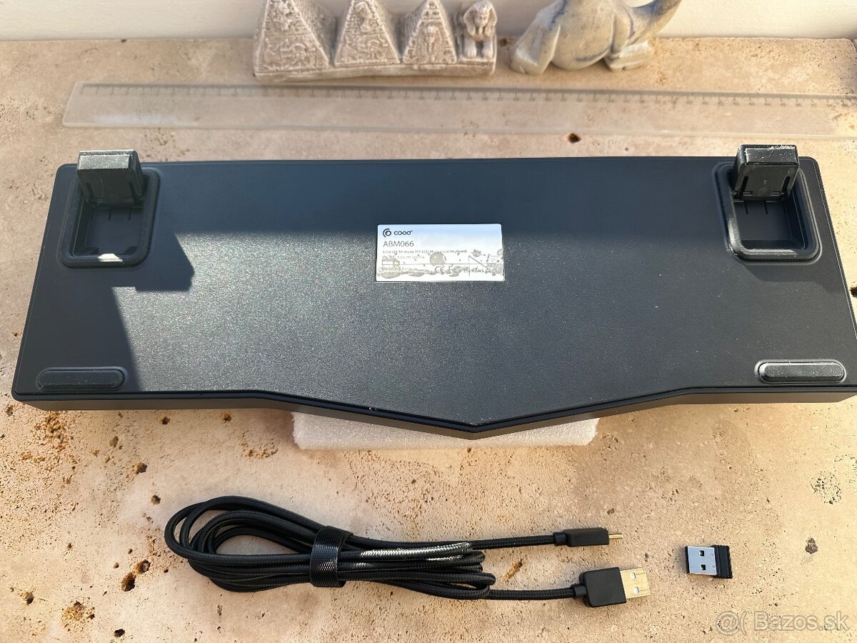 Epomaker Cidoo ABM066 + Leobog Graywood V3 Switche - 3