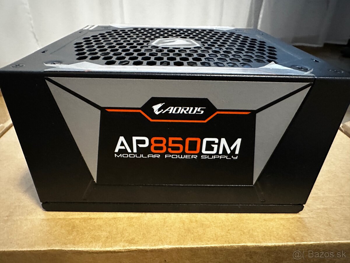 AORUS P850W 80+ GOLD Modular - 3