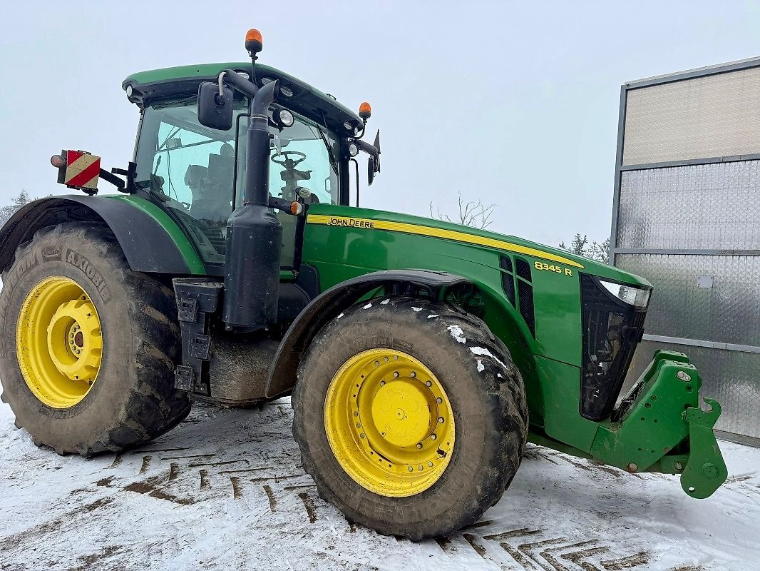 John Deere 8320R - 3