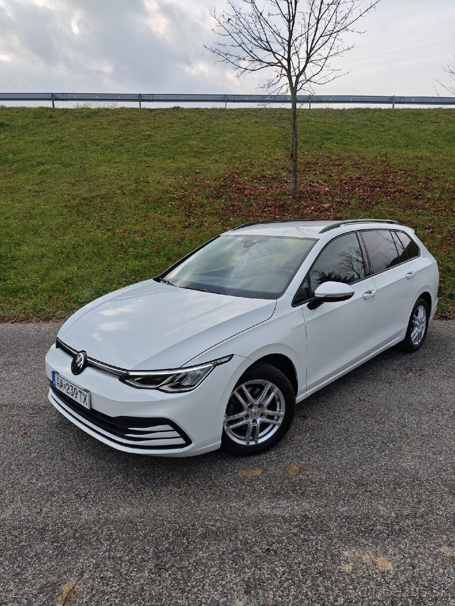 VW Golf 1.5 TSI Life Virtual kokpit Front&Lane Assist - 3