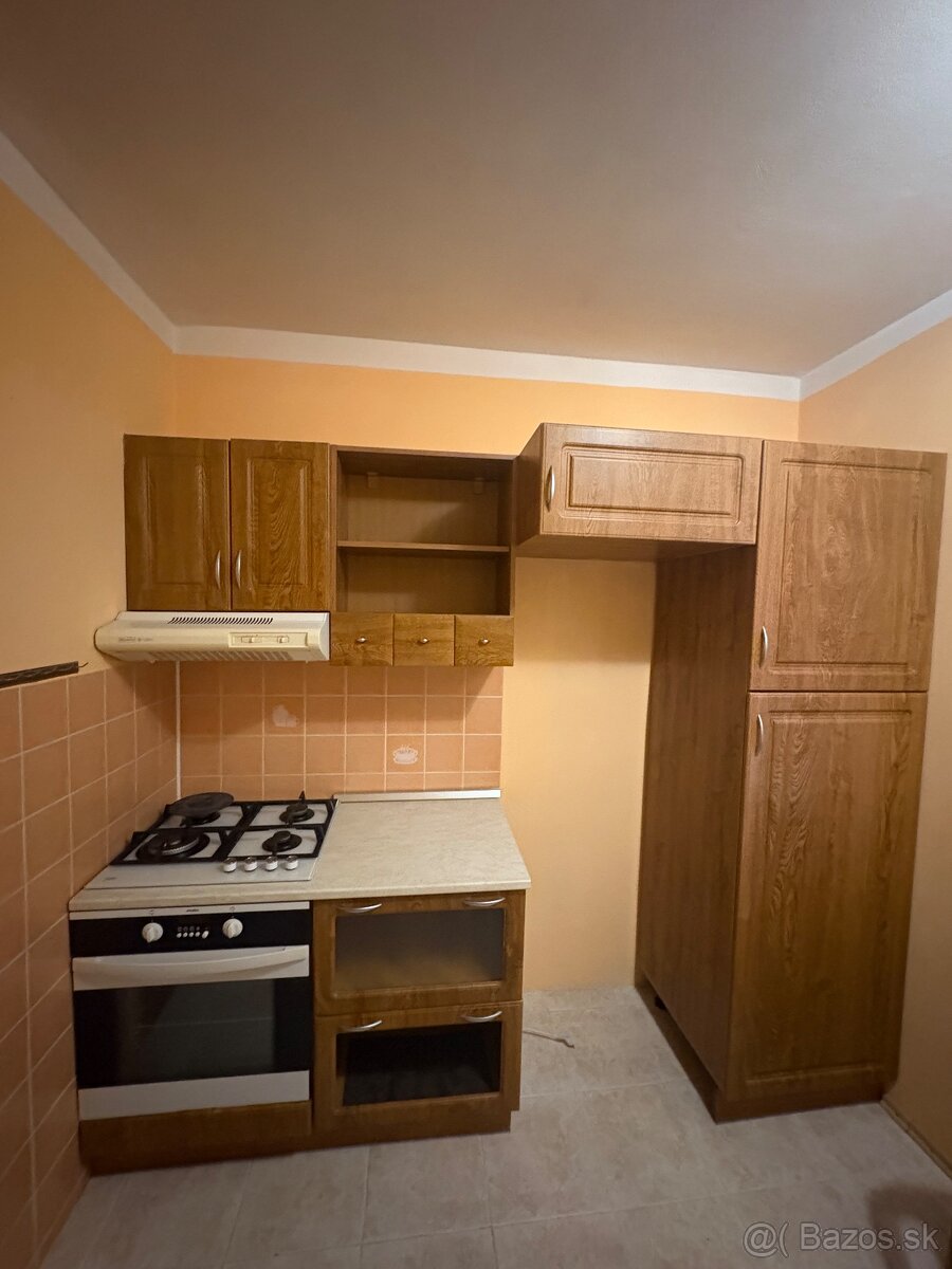 Predám kuchynskú linku - 3