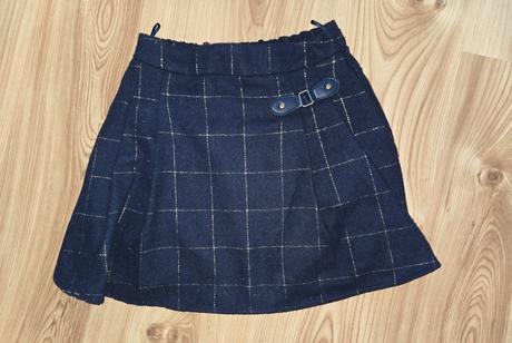 Sukňa+vesta + tričko 134 - 3