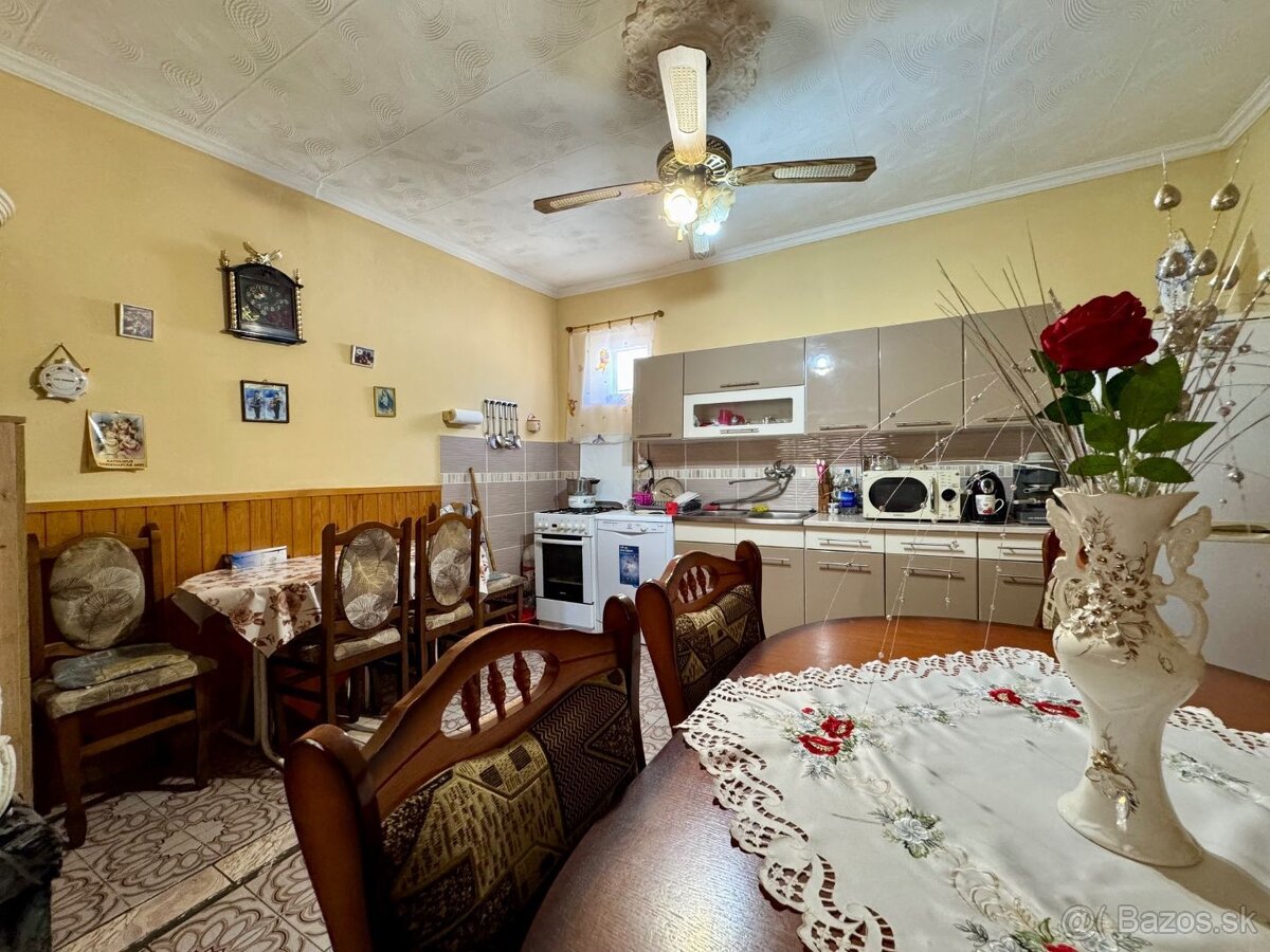 MAĎARSKO - ENCS 5 IZBOVÝ POSCHODOVÝ DOM + 2 IZBOVÝ DOM, ZÁH - 3