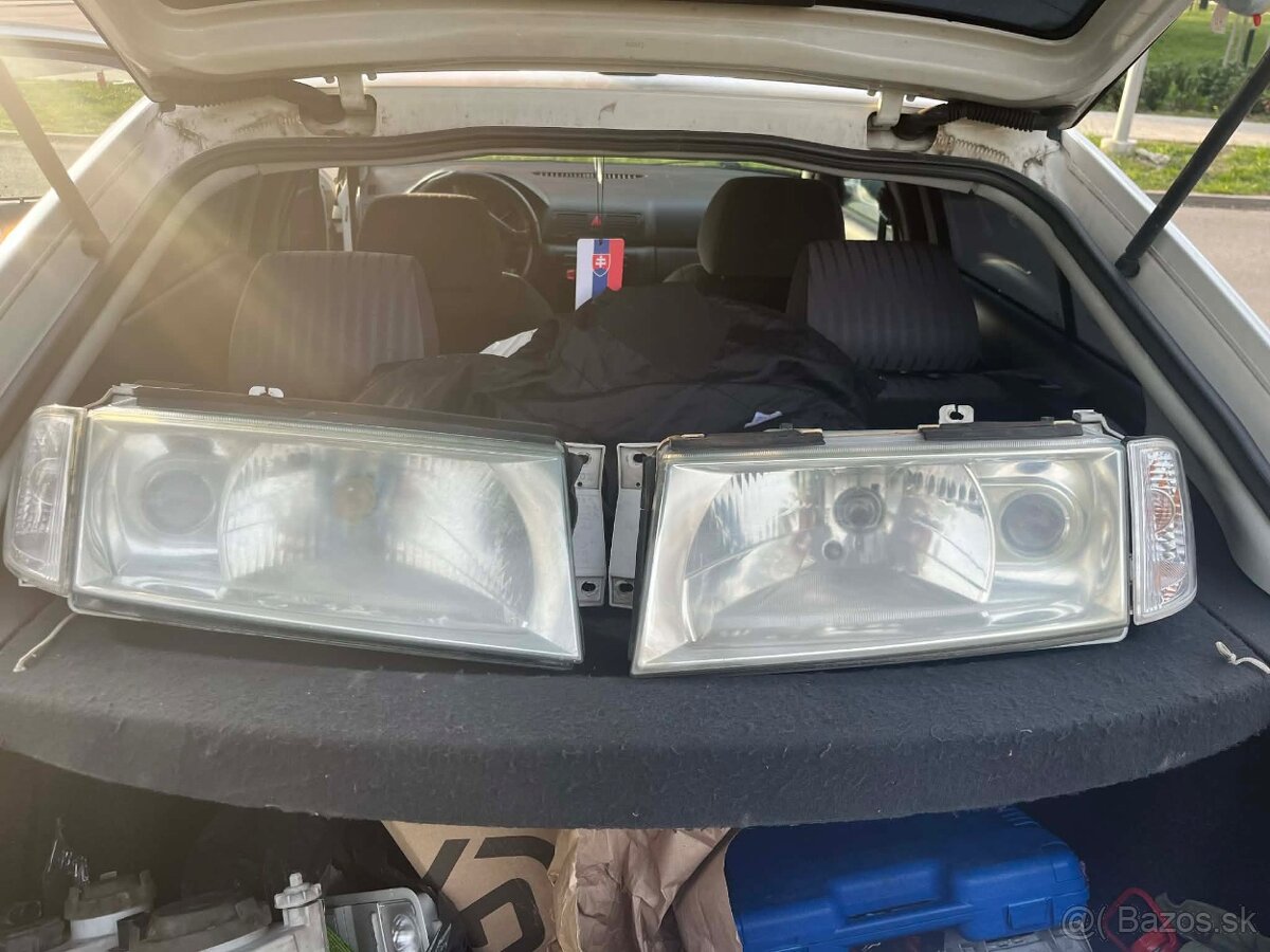 Škoda Octavia 1 facelift predné svetla - 3
