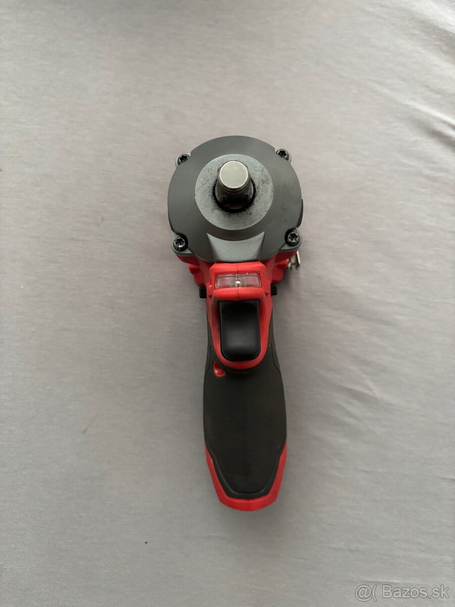 Milwaukee M12 FIWF12 Rázový uťahovák - 3