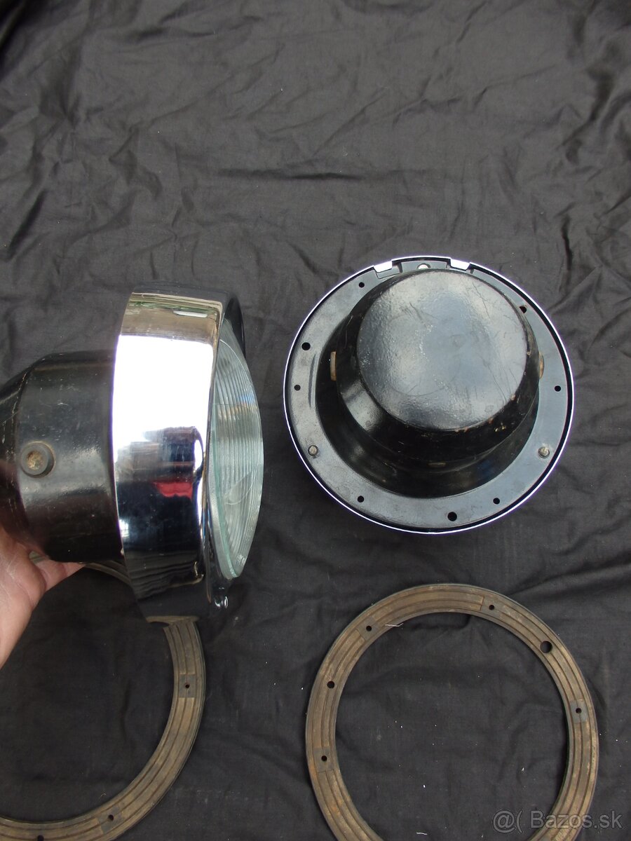 Škoda 1202 STW a 1203 nepoužité predné reflektory - 3
