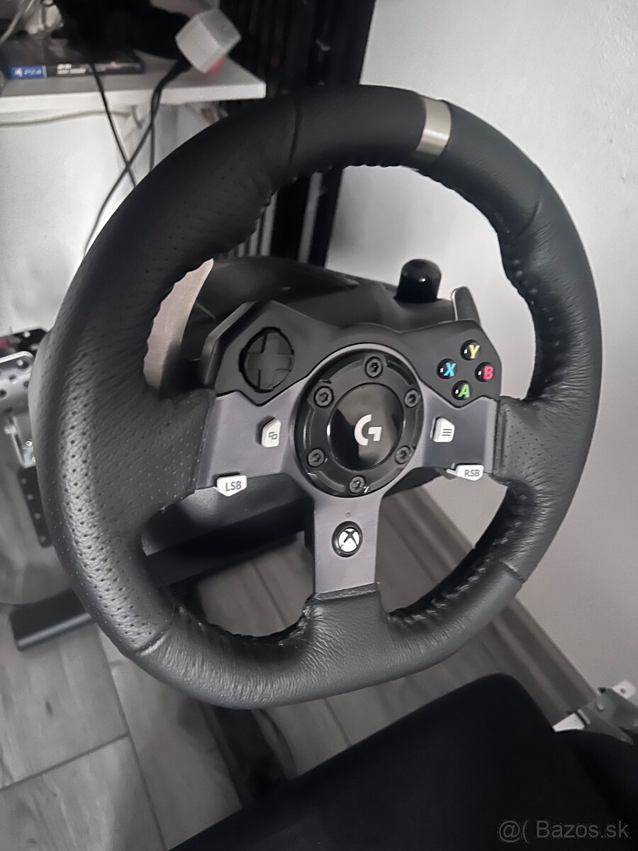 Simrace setup Playseat evolution + Logitech G923 - 3