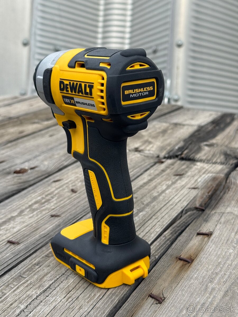 AKU razovy uťahovák Dewalt - 3