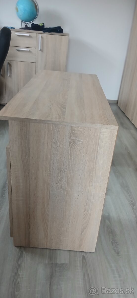 stôl + stolička - 3