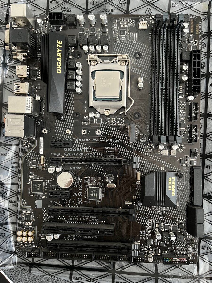 Základná doska + procesor - 3